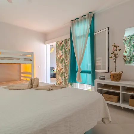 Apartmán Greta Pool & Wifi & Gardenview & 24h Security *