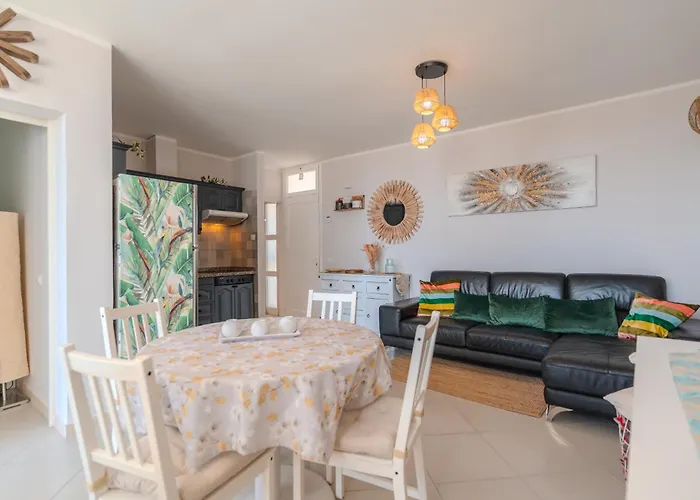 Greta Pool & Wifi & Gardenview & 24h Security Apartment *